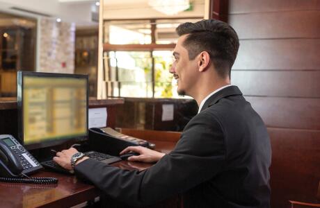 Hero-Image-Grad-Dip-Hospo-Mgmt-L7.jpg